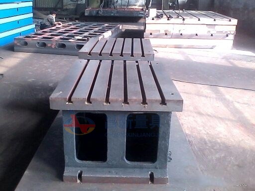 鑄鐵方筒及鑄鐵方箱